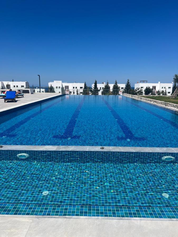 Akanthou Hermes Penthouse מראה חיצוני תמונה